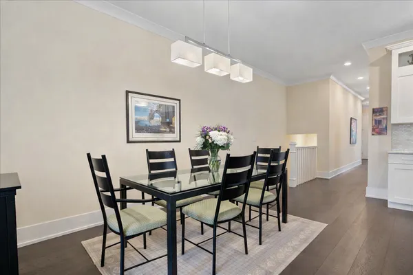 $1,299,500 | 3946 North Hoyne Avenue, Unit 1S, Chicago, IL 60618