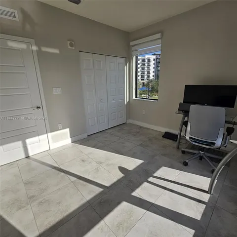 $3,550 | 4636 Northwest 84th Avenue, Unit 39, Doral, FL 33166