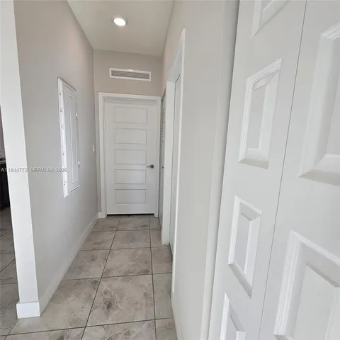 $3,550 | 4636 Northwest 84th Avenue, Unit 39, Doral, FL 33166