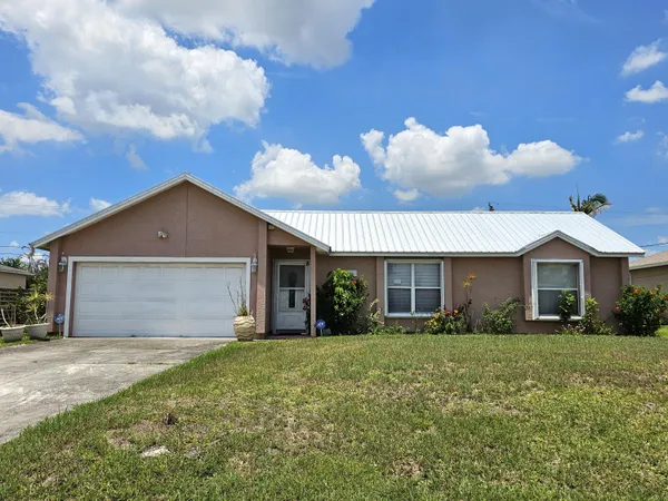 $347,000 | 3338 Southwest Mundy Street, Port St. Lucie, FL 34953