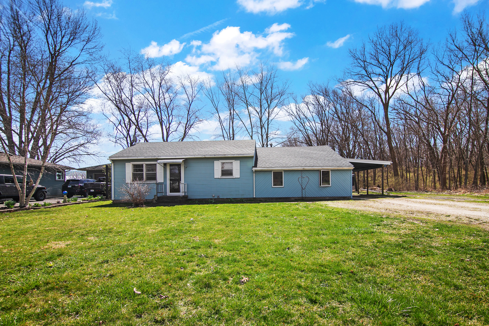 5748 West 1000N Road Kankakee, IL 60901 - Photo 1 of 16 Gallery Image 1