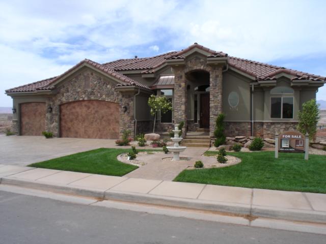 1074 West 2320 South St. George, UT 84770 - Photo 1 of 1 FRONT