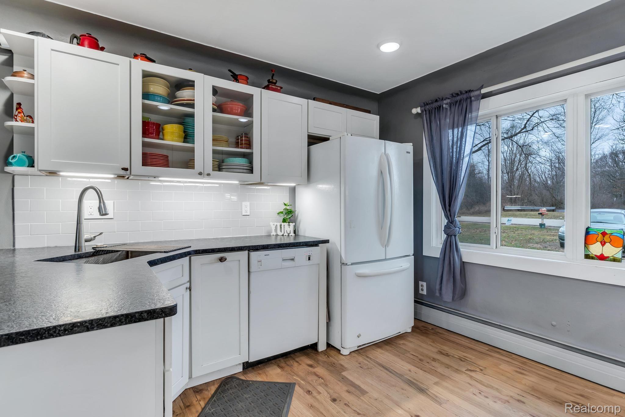 10716 Lehring Road Byron, MI 48418 - Photo 13 of 36 Gallery Image 13