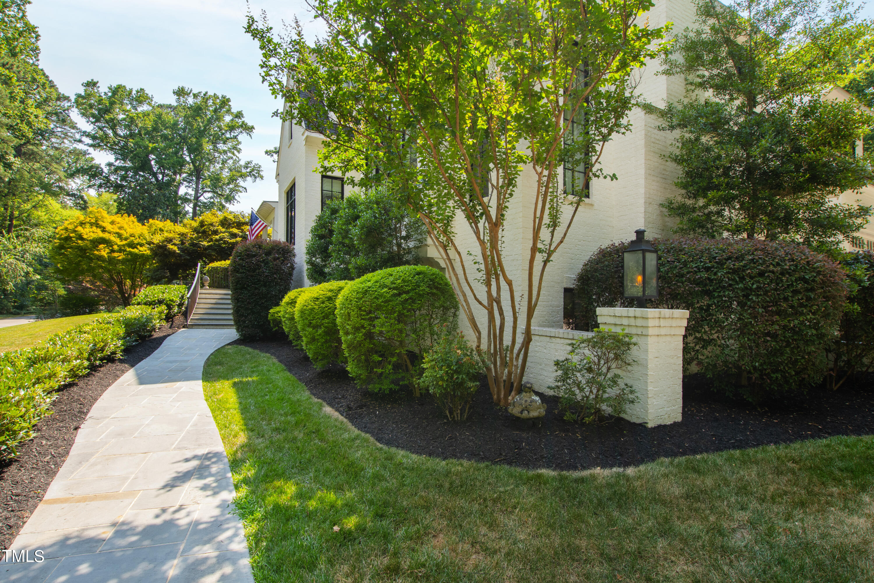 2715 Royster Street Raleigh, NC 27608 - Photo 4 of 60 Front 3