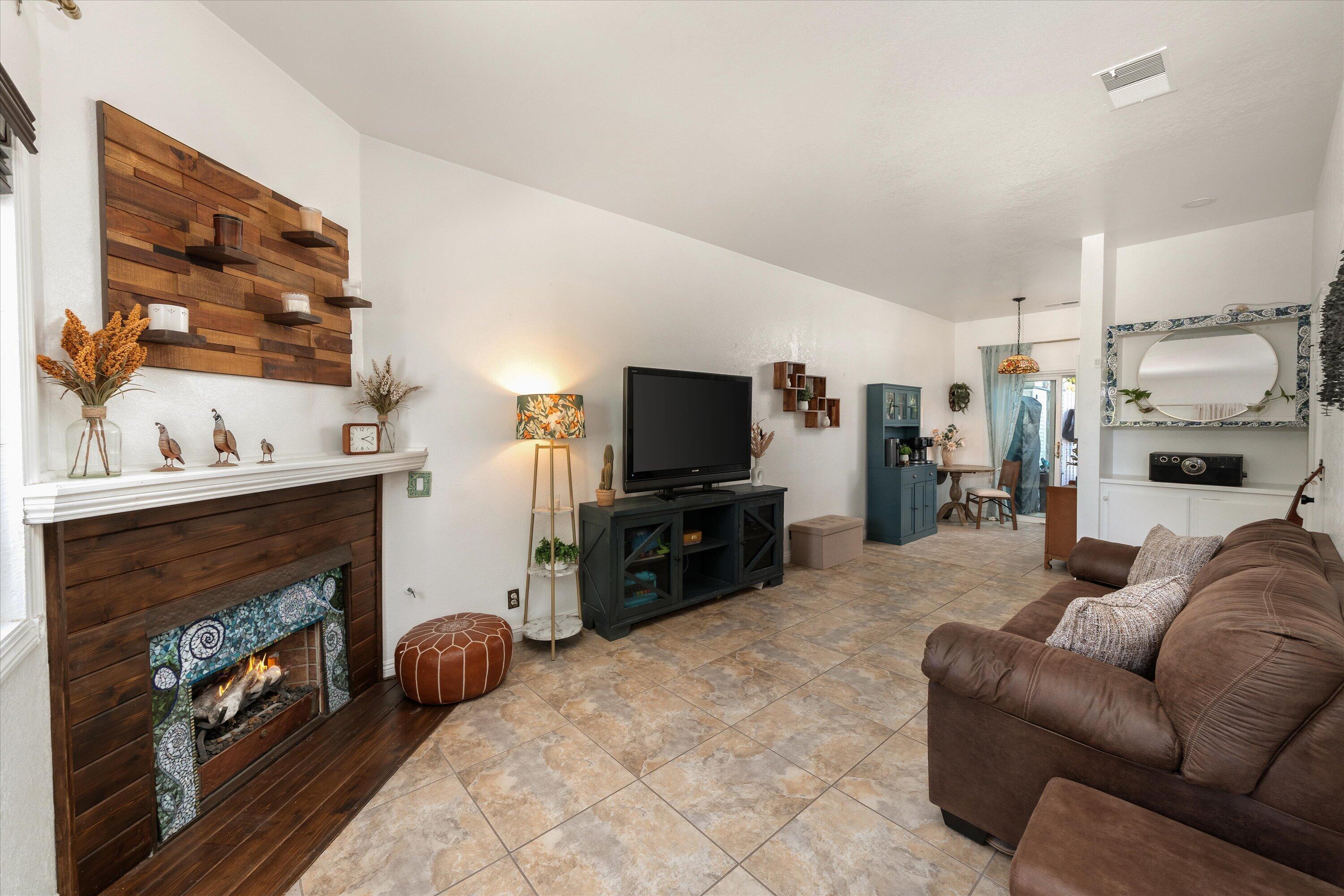 221 Mathilda Drive Goleta, CA 93117 - Photo 3 of 31 07-221 Mathilda Dr - 7