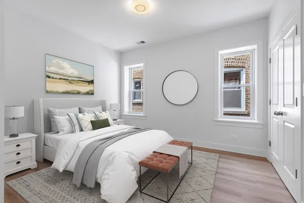 $2,800 | 6423 North Washtenaw Avenue, Unit 1, Chicago, IL 60645