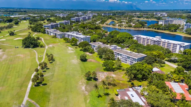 $2,600 | 2800 North Palm Aire Drive, Unit 401, Pompano Beach, FL 33069