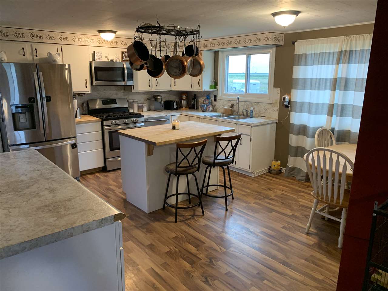 8869 East Polk Road Breckenridge, MI 48615 - Photo 4 of 23 1878494-3.JPG