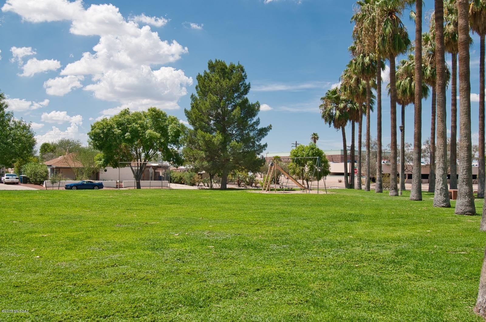 2425 East Edison Street Tucson, AZ 85719 - Photo 31 of 36