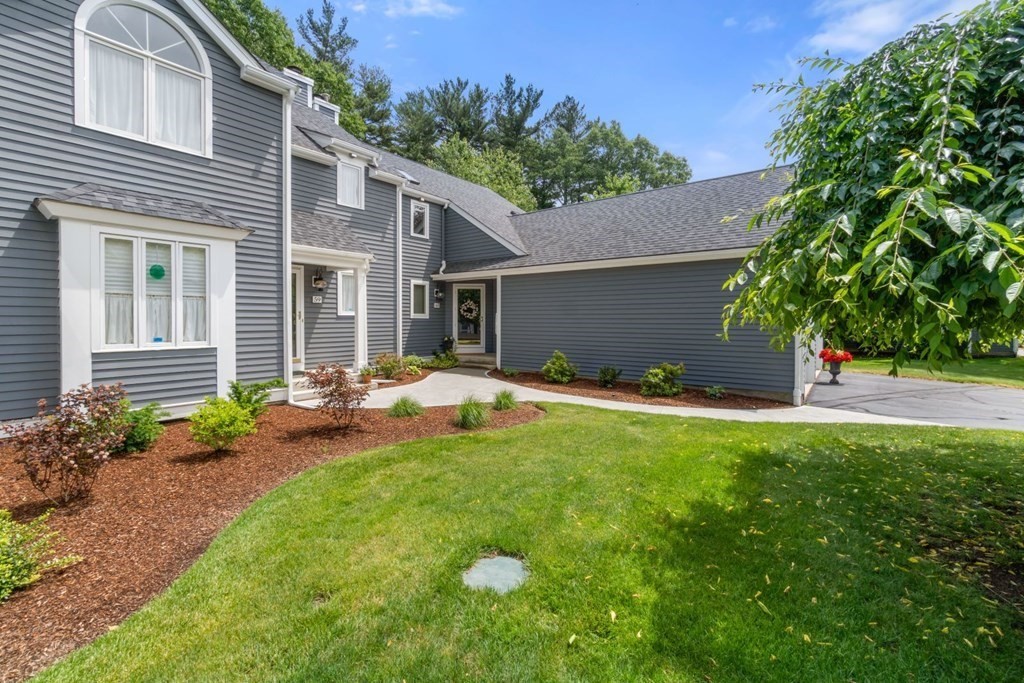 60 Tussock Brook Road, Unit 60 Duxbury, MA 02332 - Photo 2 of 40 Gallery Image 2
