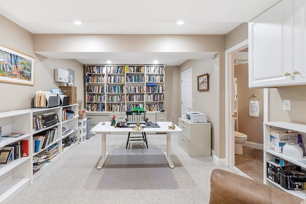 60 Tussock Brook Road, Unit 60 Duxbury, MA 02332 - Photo 33 of 40 Gallery Image 33