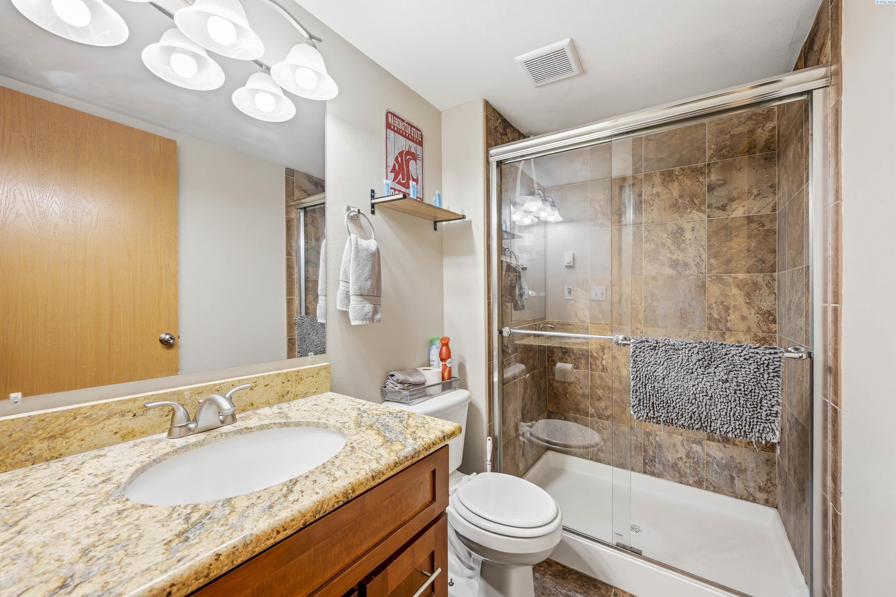 1825 Northeast Valley Road Pullman, WA 99163 - Photo 27 of 34 Gallery Image 27