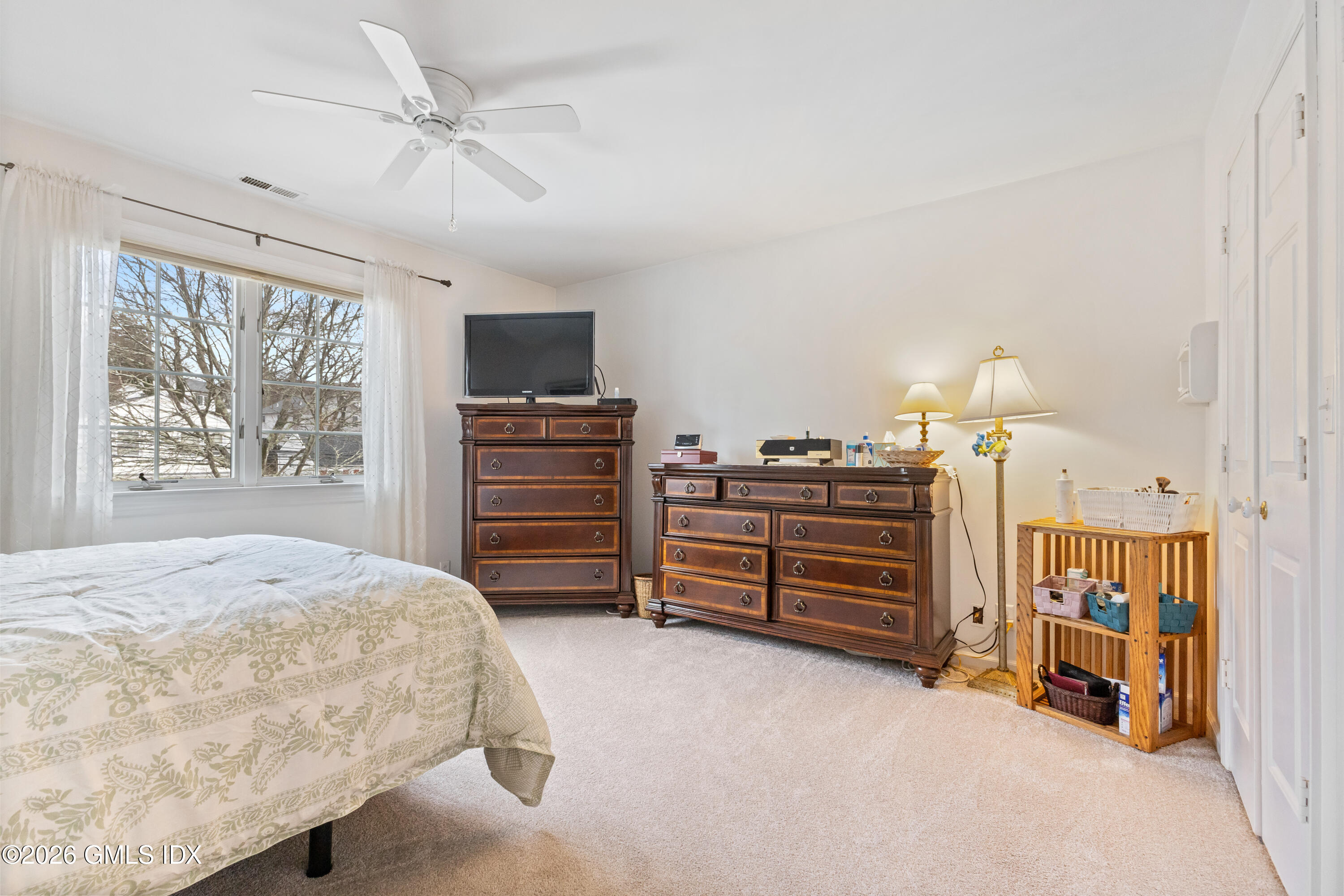 21 Amherst Road Riverside, CT 06878 - Photo 18 of 30 01