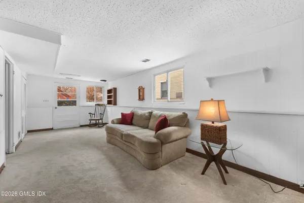 $1,899,500 | 21 Amherst Road, Riverside, CT 06878