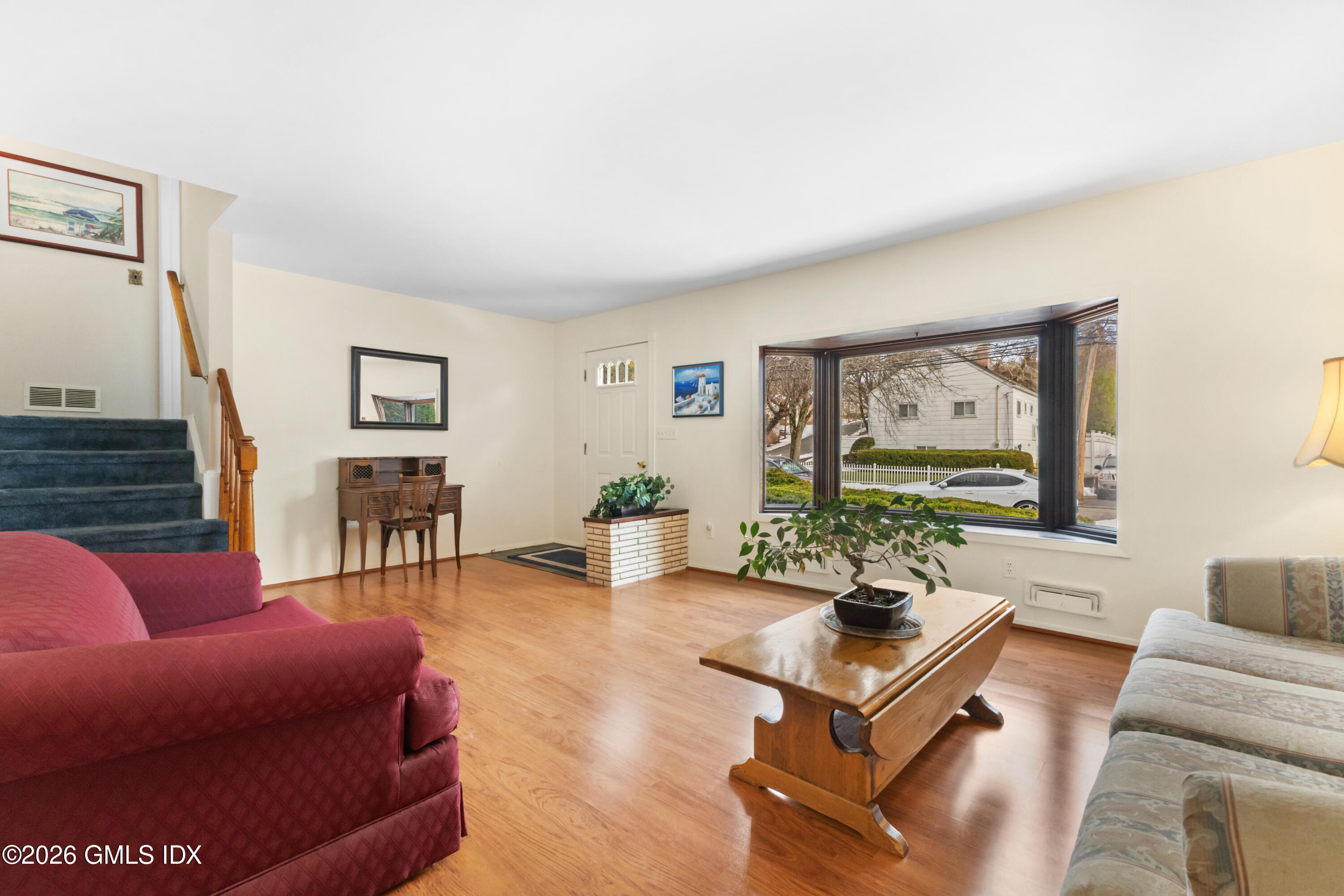 21 Amherst Road Riverside, CT 06878 - Photo 8 of 30 016