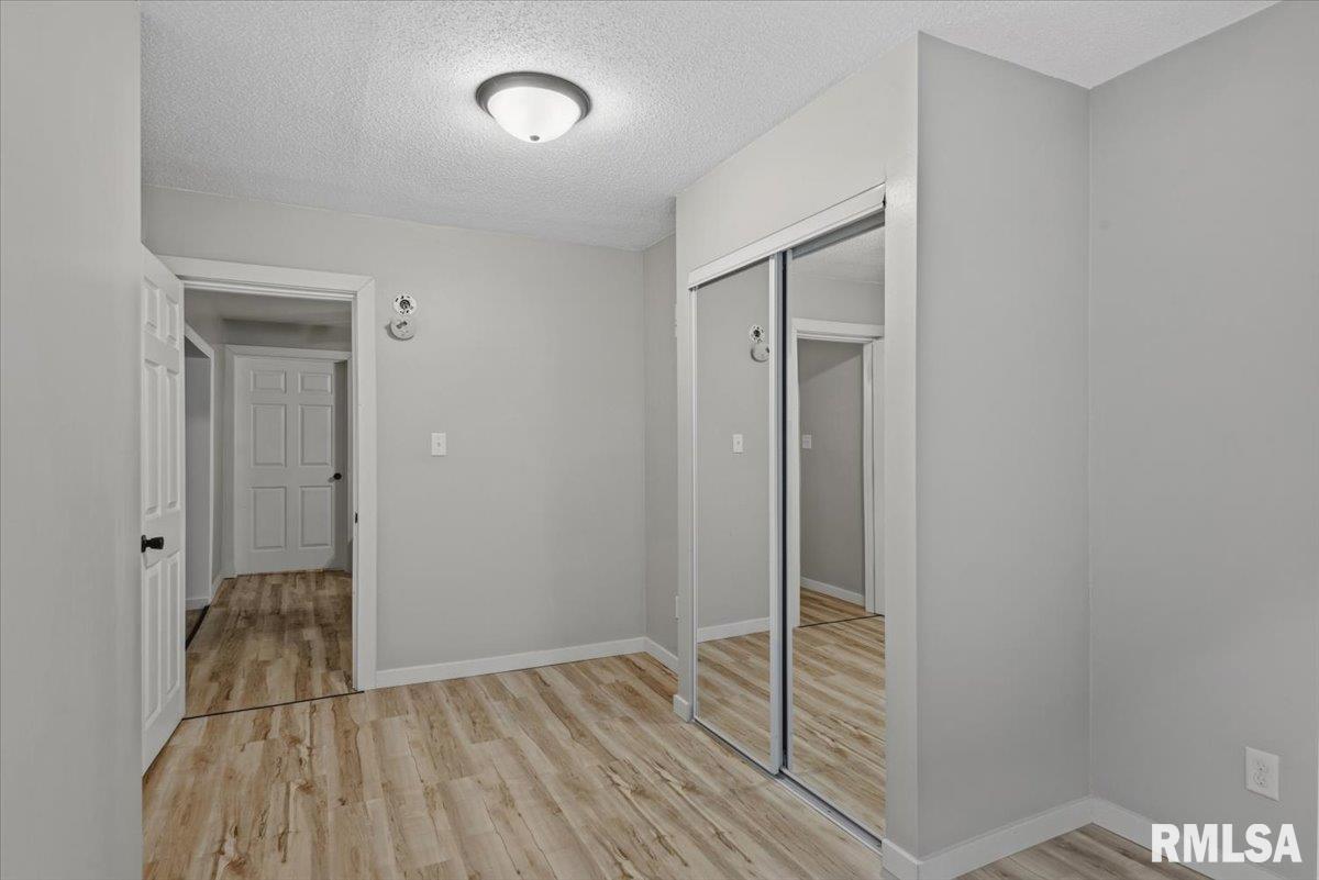 2004 South Pasfield Street Springfield, IL 62704 - Photo 23 of 31 Gallery Image 23