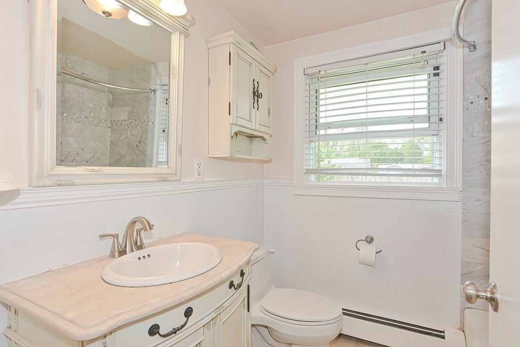 28 William Road Holbrook, MA 02343 - Photo 8 of 22 Gallery Image 8
