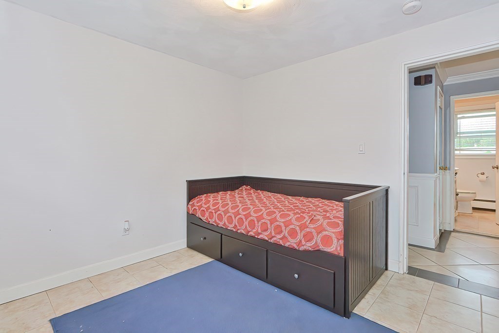 28 William Road Holbrook, MA 02343 - Photo 10 of 22 Gallery Image 10
