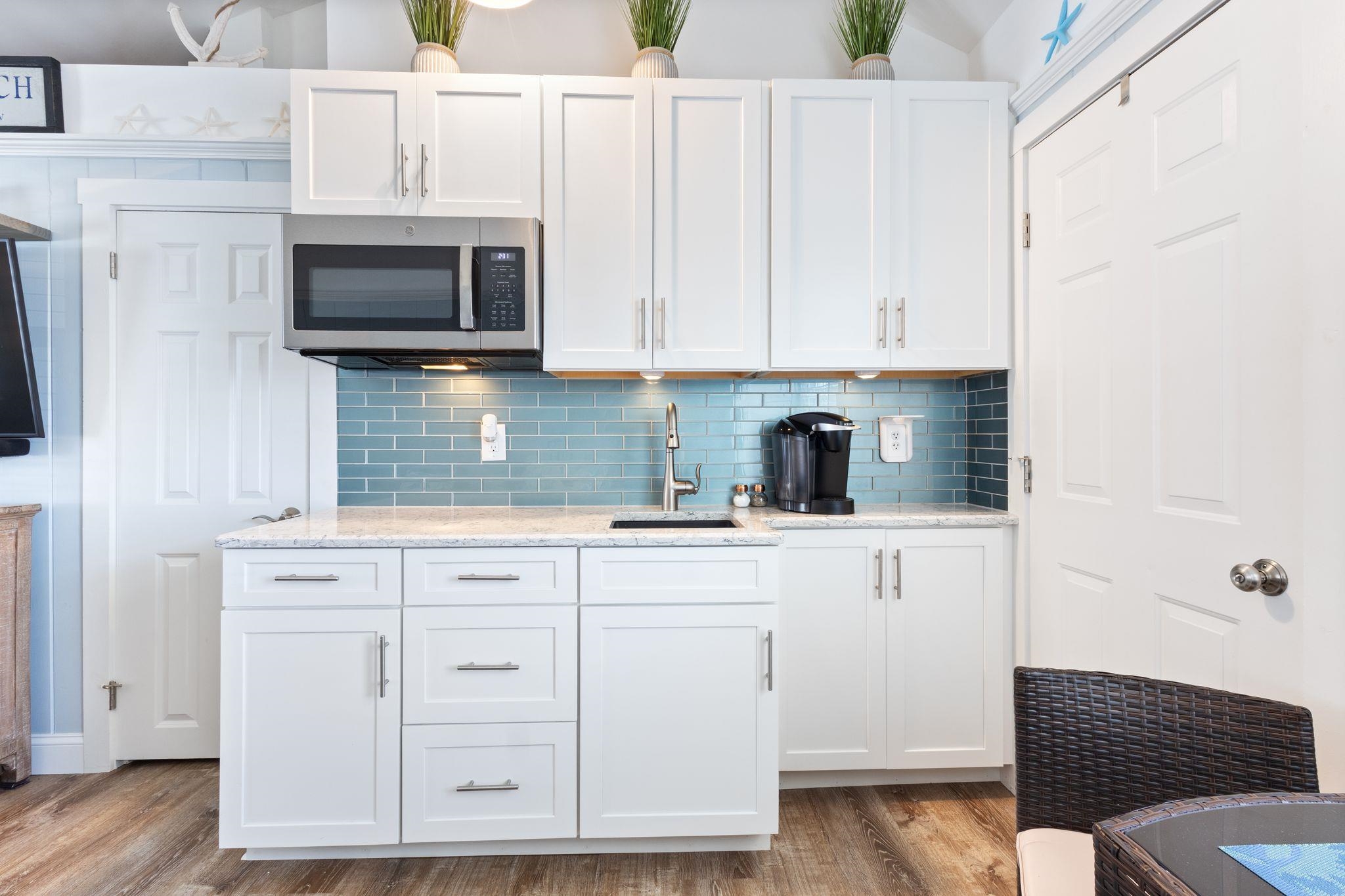 522 Ocean Boulevard, Unit 5 Hampton, NH 03842 - Photo 3 of 28