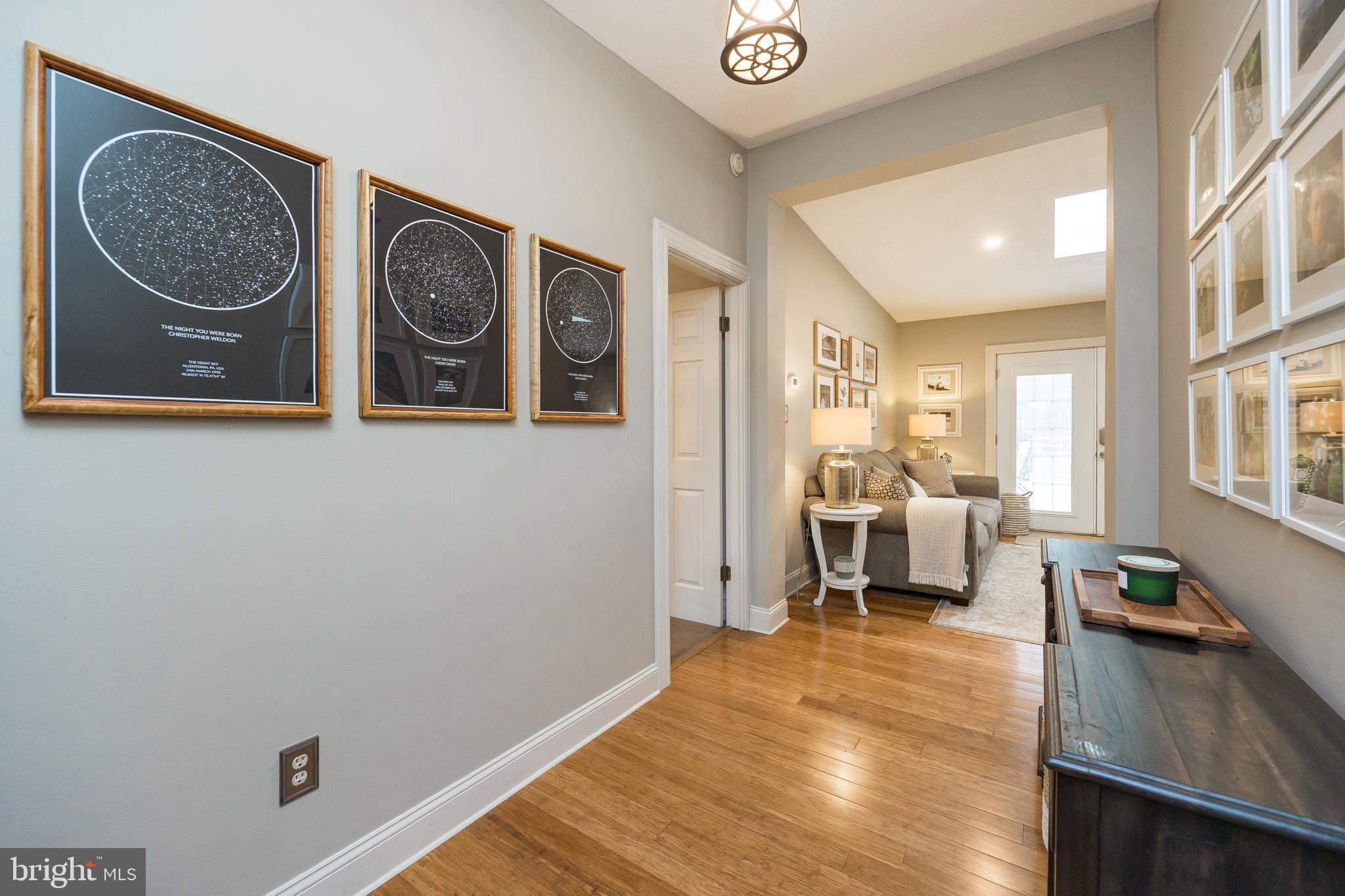 Foyer Entry