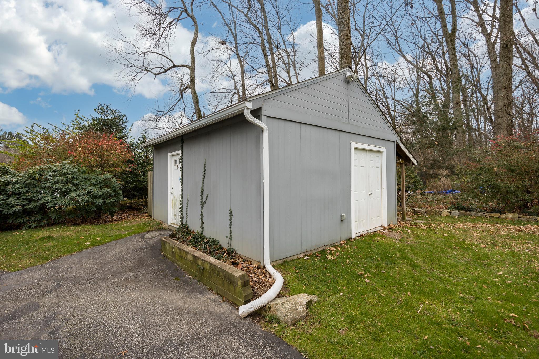 249 Kaolin Road Coatesville, PA 19320 - Photo 38 of 49 Shed/Work Shop w Electric
