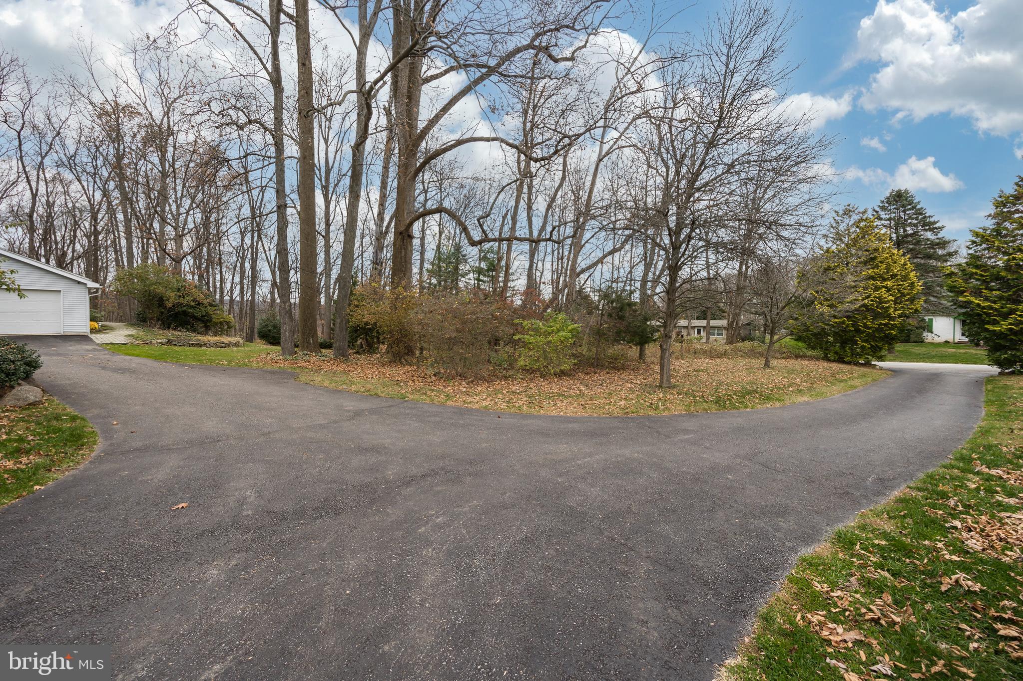 249 Kaolin Road Coatesville, PA 19320 - Photo 47 of 49 Driveway into Home