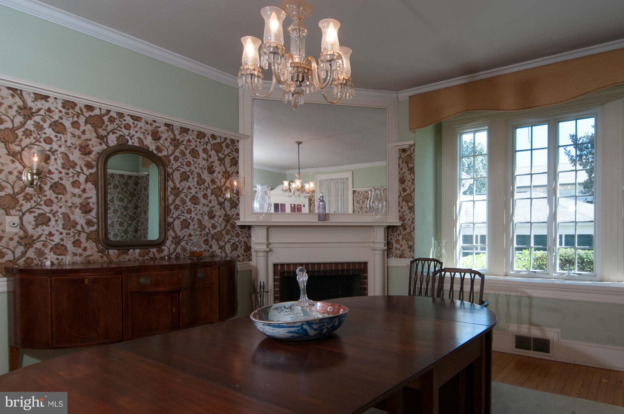 2009 Homewood Road Annapolis, MD 21409 - Photo 11 of 15 Dining Room