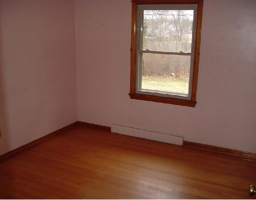 52870 Ruth Street Granger, IN 46530 - Photo 7 of 8 Gallery Image 7