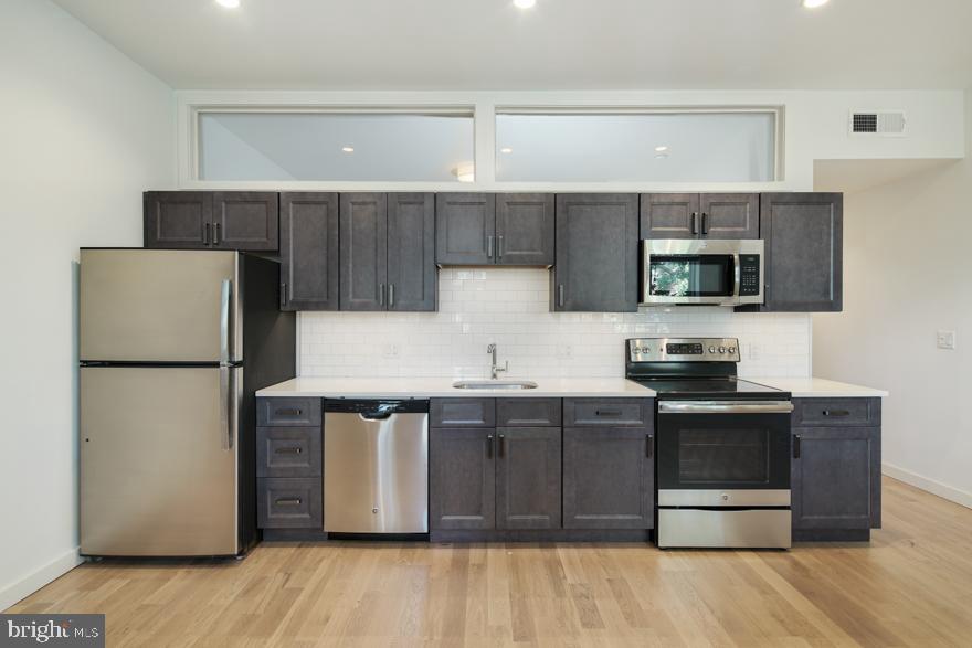 507 South 8th Street, Unit 307 Philadelphia, PA 19147 - Photo 2 of 11