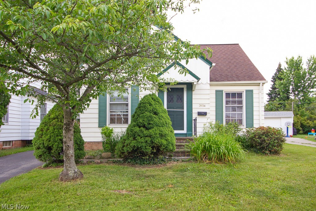3934 East Antisdale Road Cleveland, OH 44118 - Photo 1 of 2 View of front of home with a front yard