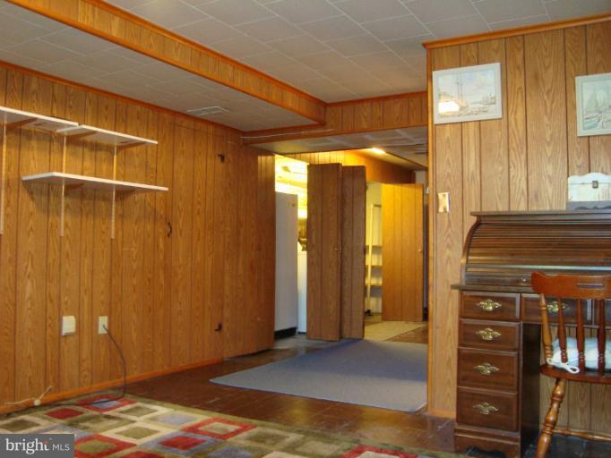 1948 Searles Road Dundalk, MD 21222 - Photo 24 of 30 Family Room
