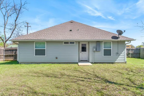 $265,000 | 1011 Athens Street, Canton, TX 75103