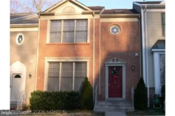 $3,239 | 7209 Burton Hill Court, Springfield, VA 22152
