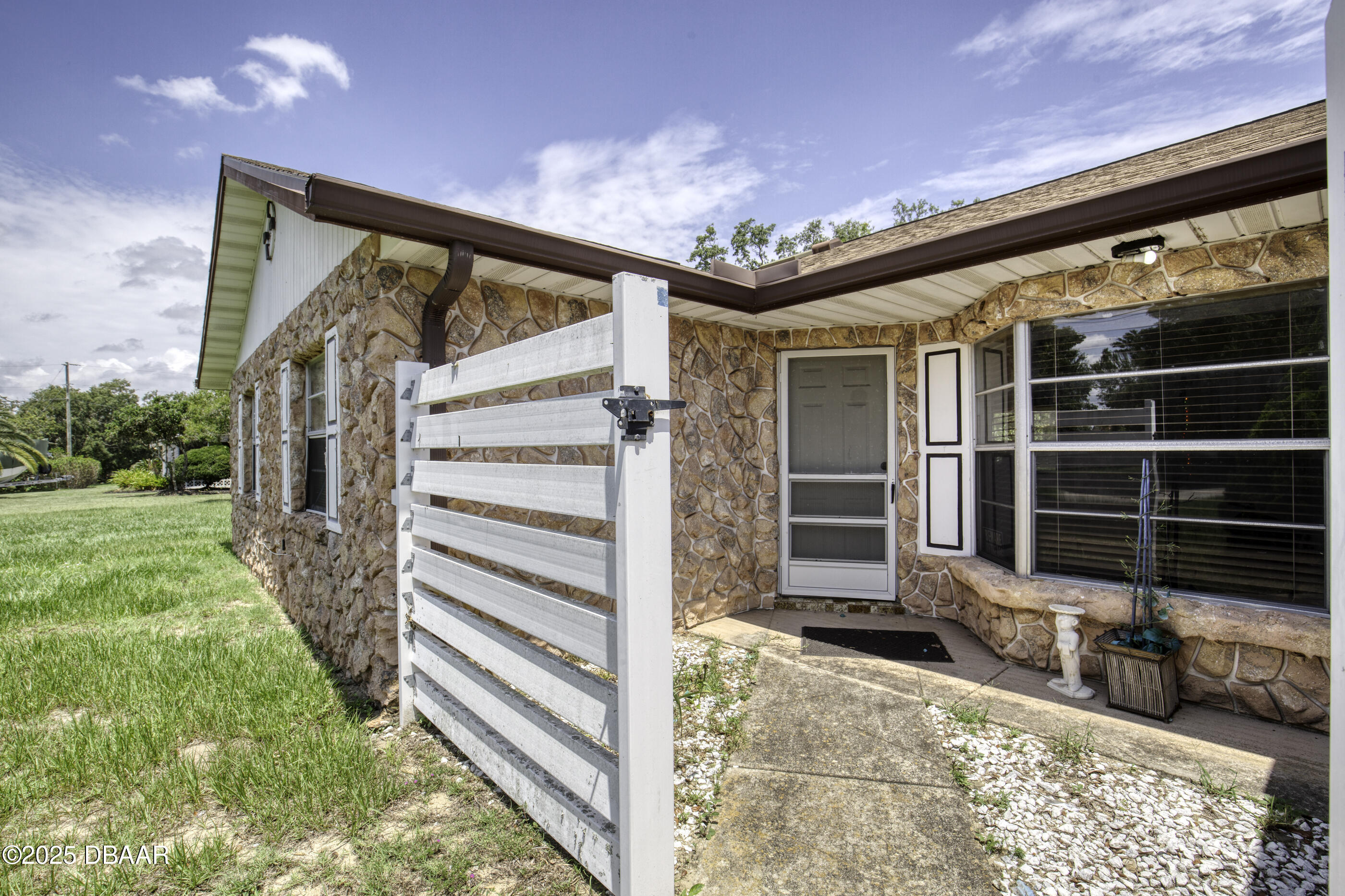 747 Taylor Road Port Orange, FL 32127 - Photo 4 of 46 747TaylorRd-6