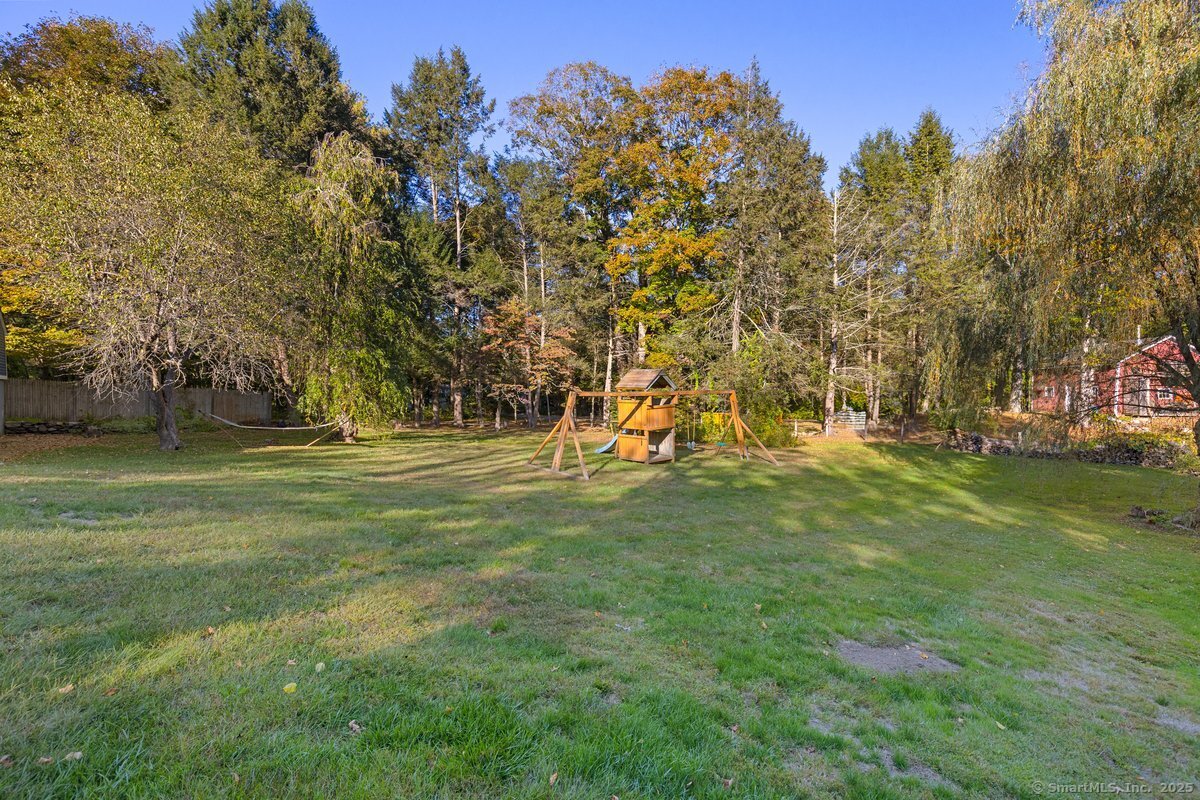 1166 Old Racebrook Road Woodbridge, CT 06525 - Photo 22 of 29