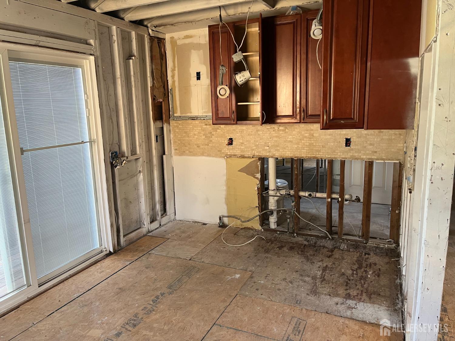 120 3rd Street Middlesex, NJ 08846 - Photo 4 of 25