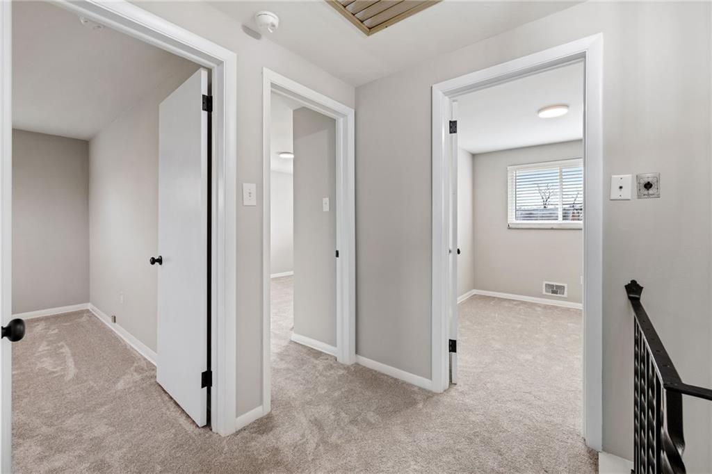 5201 Blossom Road Pittsburgh, PA 15236 - Photo 15 of 50 Gallery Image 15
