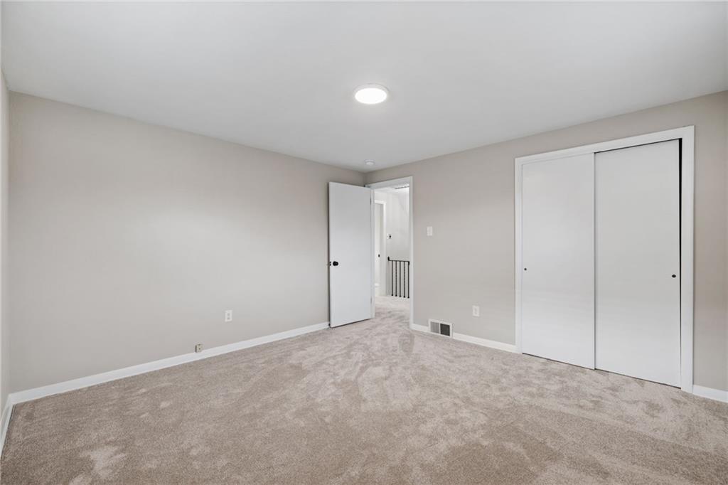 5201 Blossom Road Pittsburgh, PA 15236 - Photo 18 of 50 Gallery Image 18