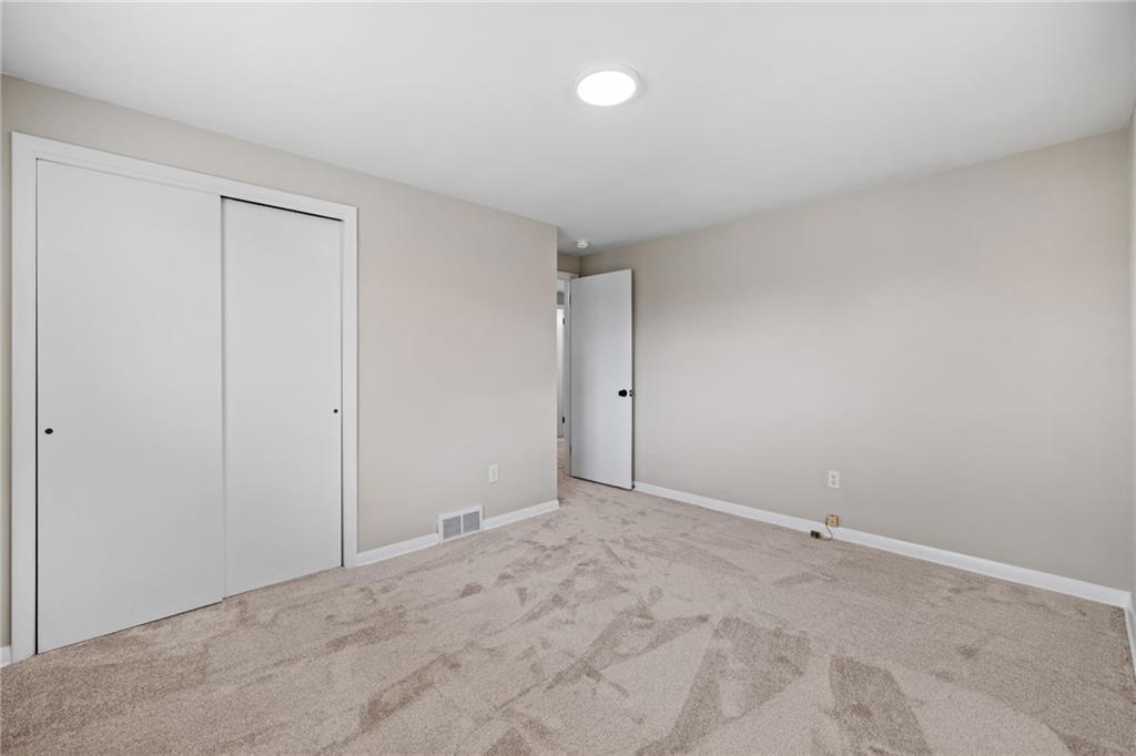 5201 Blossom Road Pittsburgh, PA 15236 - Photo 22 of 50 Gallery Image 22