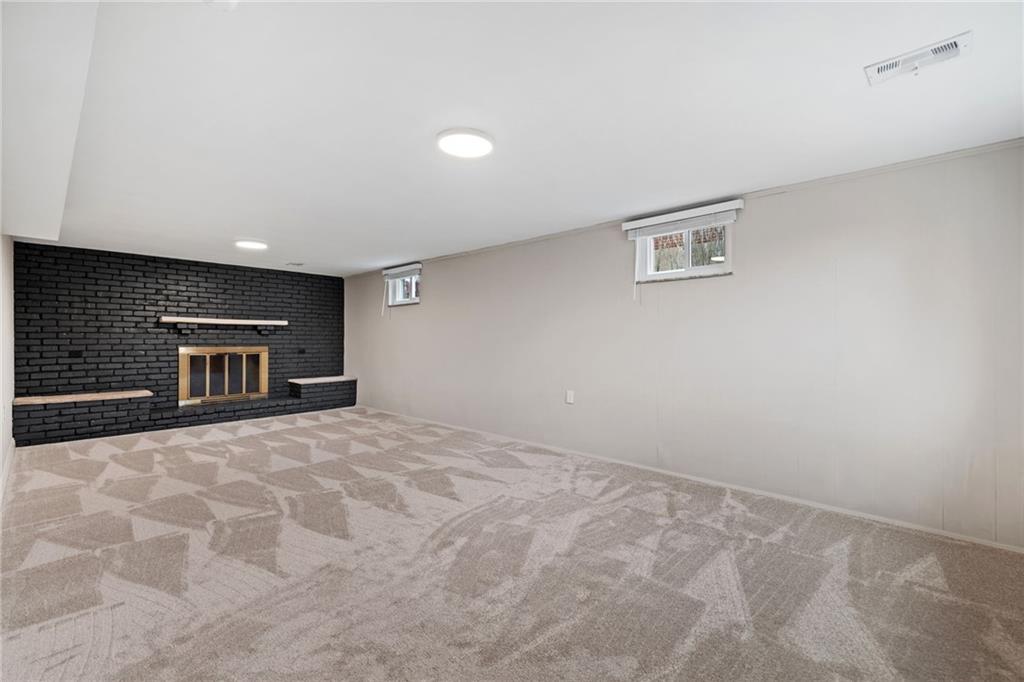 5201 Blossom Road Pittsburgh, PA 15236 - Photo 28 of 50 Gallery Image 28