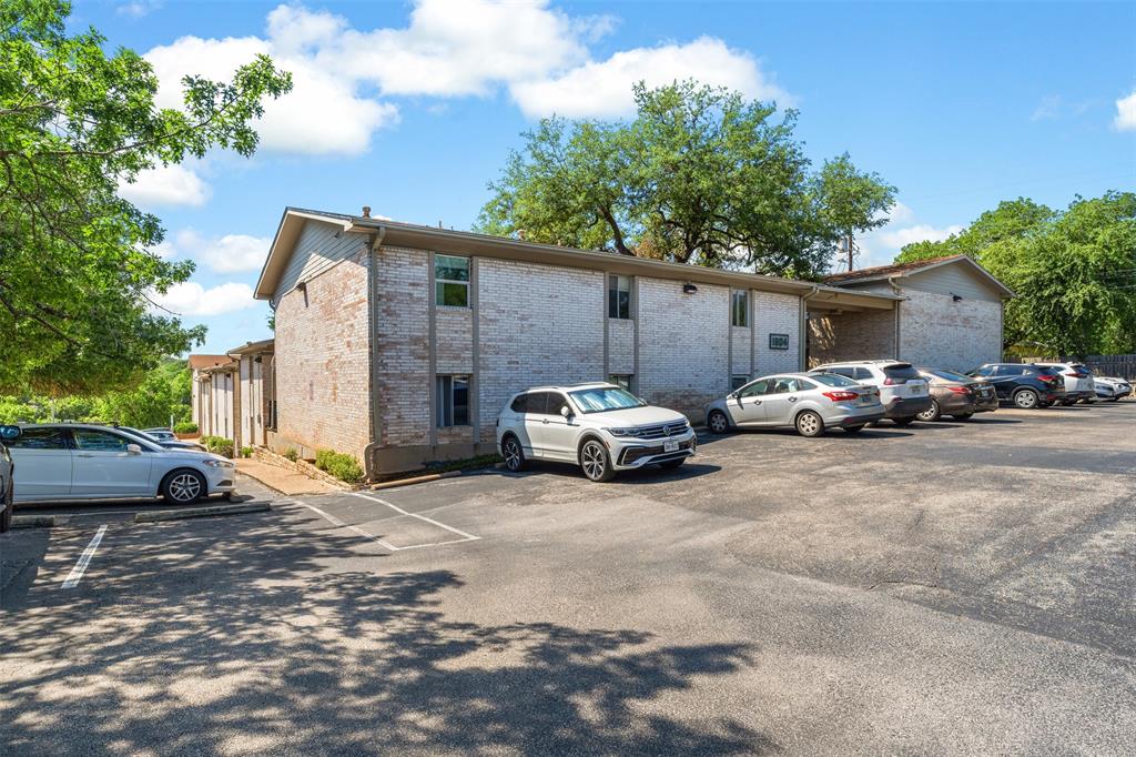 1304 Summit Street, Unit 208 Austin, TX 78741 - Photo 2 of 18 Sunnyvale Villas