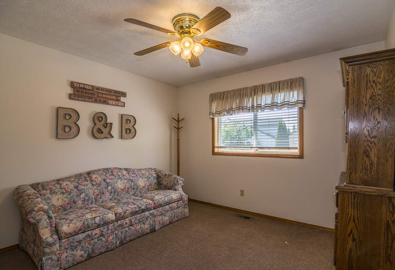 17601 North Addison Street Colbert, WA 99005 - Photo 15 of 20
