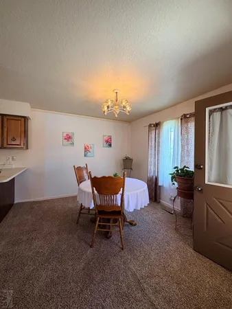 $239,900 | 142 Douglas Lane, Pueblo, CO 81001
