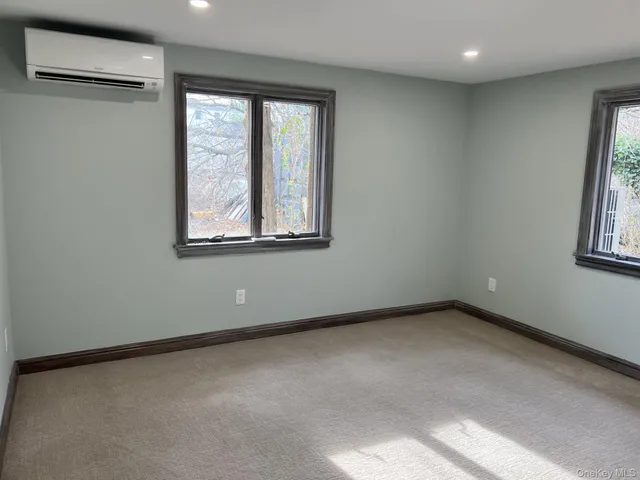 $4,999 | 24 Lindner Place, Smithtown, NY 11787