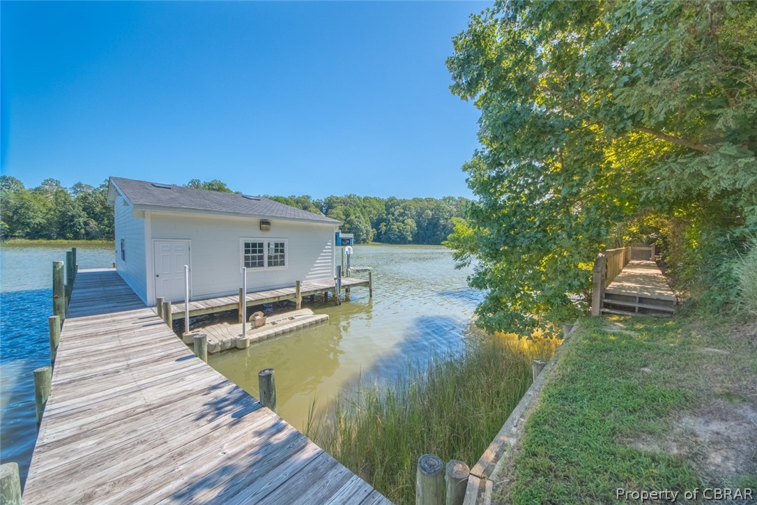 1330 Oakes Landing Road Saluda, VA 23149 - Photo 45 of 49