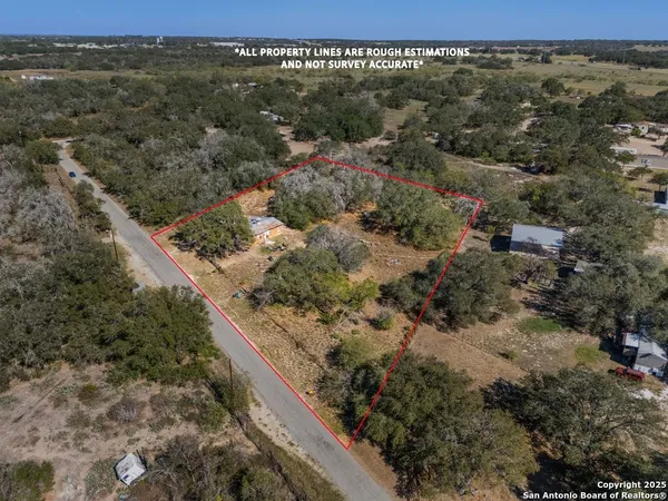 $155,000 | 142 County Road 6719, Natalia, TX 78059