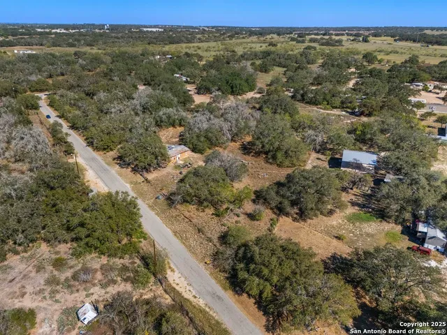 $180,000 | 142 County Road 6719, Natalia, TX 78059
