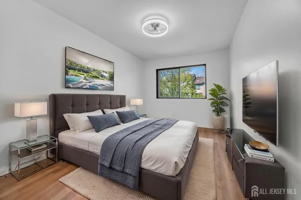 $525,000 | 165 Penn Court, Old Bridge, NJ 07747