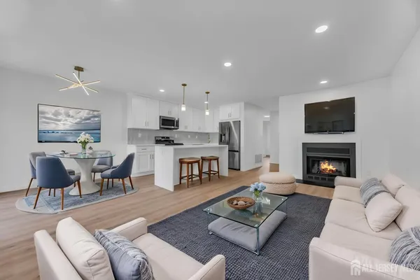 $525,000 | 165 Penn Court, Old Bridge, NJ 07747