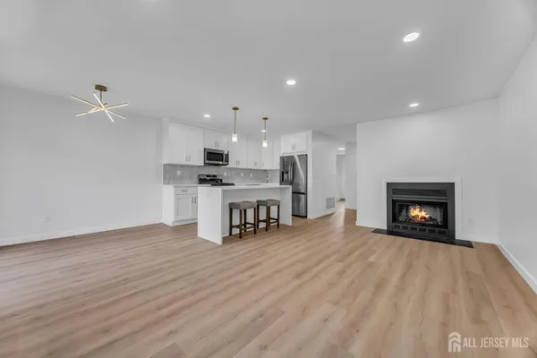 $525,000 | 165 Penn Court, Old Bridge, NJ 07747